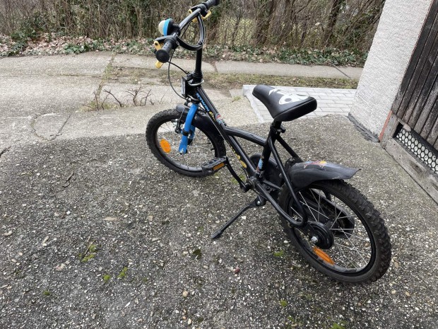 Btwin Decathlon fekete gyerek bicikli 16
