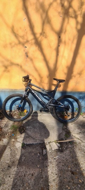Btwin Rockrider500s, bicikli