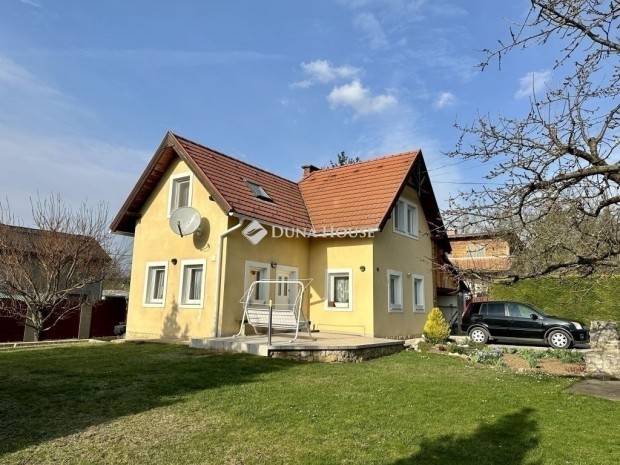 Budakeszii elad� 152 nm-es h�z