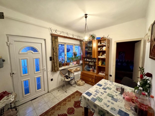 Buda�rs, Buda�rs, 70 m2-es, h�zr�sz, 3 szob�s, j� �llapot�,