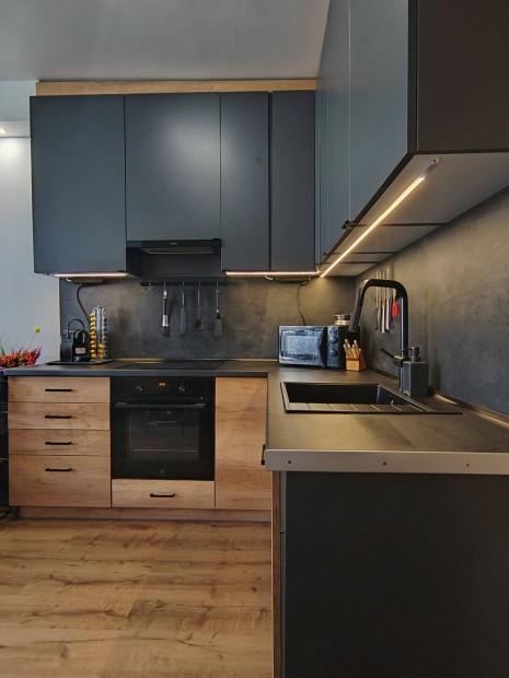 Budapest 14, Als�r�kos / t�rsash�zi lak�s / t�gla / 2 szoba / 42 m