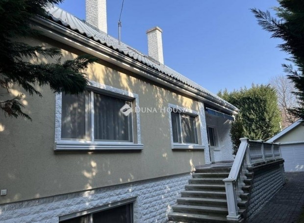 Budapest 16. ker.i elad� 317 nm-es h�z #5183318