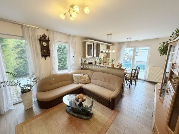 Budapest 17. ker., Min�s�gi h�z R�koskerten