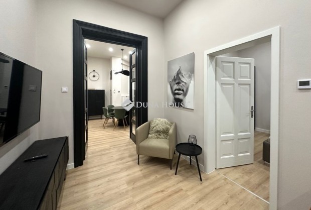 Budapest 6. ker.i 62 nm-es lak�s kiad�