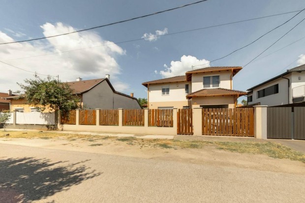 Budapest XVIII 159m2 csal�di h�z keresi �j tulajdonos�t!