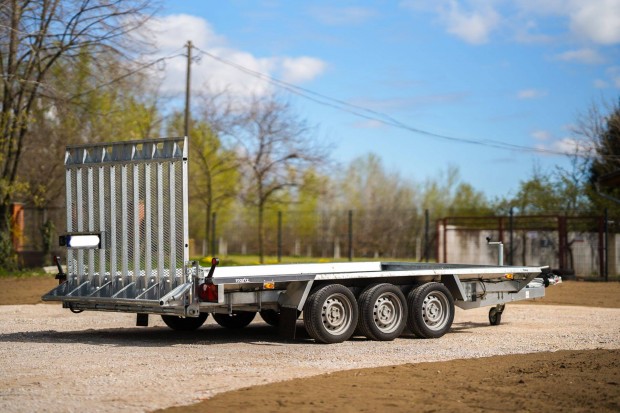 Budapest | j Martz Bau 3500 kg-os kisgpszllt utnfut