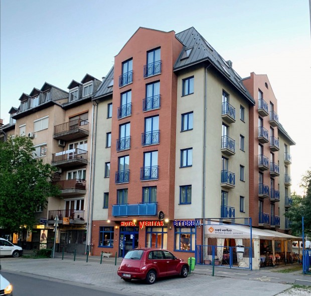 Budapesten Zuglban Hotel elad