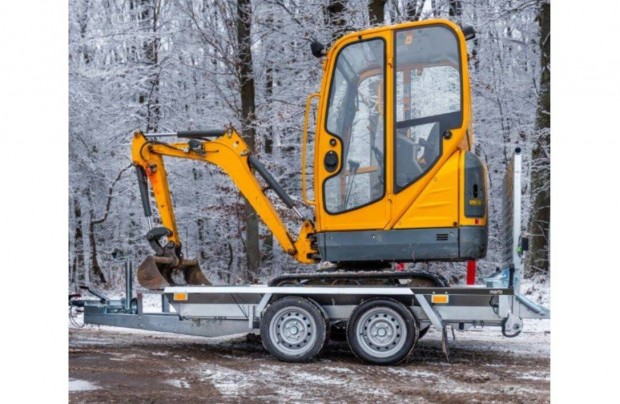 Budapesten - j Bau 260 - 2,7 tonns gpszllt elad 1.690.000 Ft