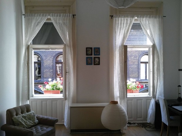 Budapesti 2 szob�s lak�s elad� a Corvin Pl�z�n�l