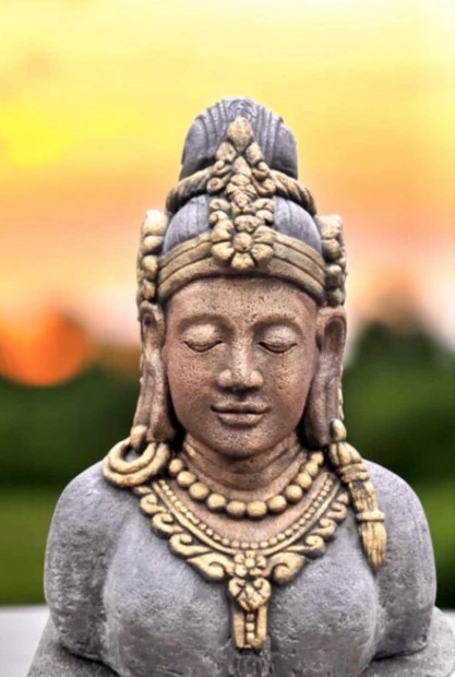 Buddha szobor (Sr, hinduistenn)