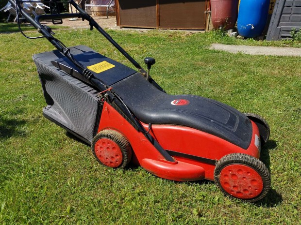 Budget BEM1642 elektromos fűnyíró