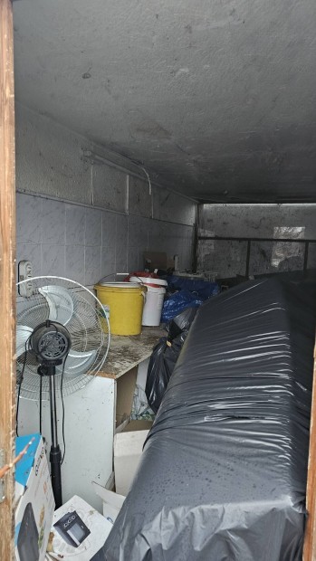 Bfkocsi a kpen lthat llapotban.