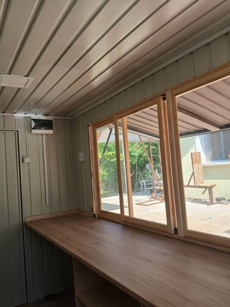 B�f�kocsi kiad�