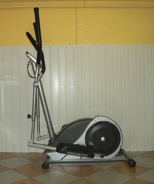 Buffalo Ergometer típusú robusztus 12 programos elliptikus tréner