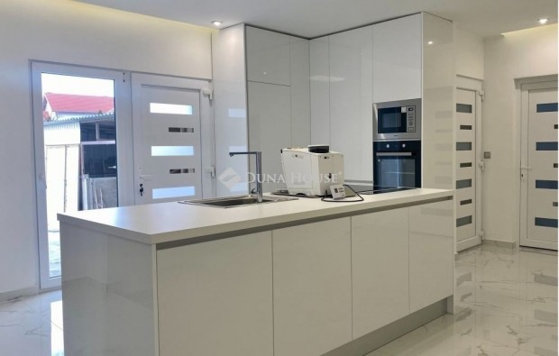 Bki elad 87 nm-es laks