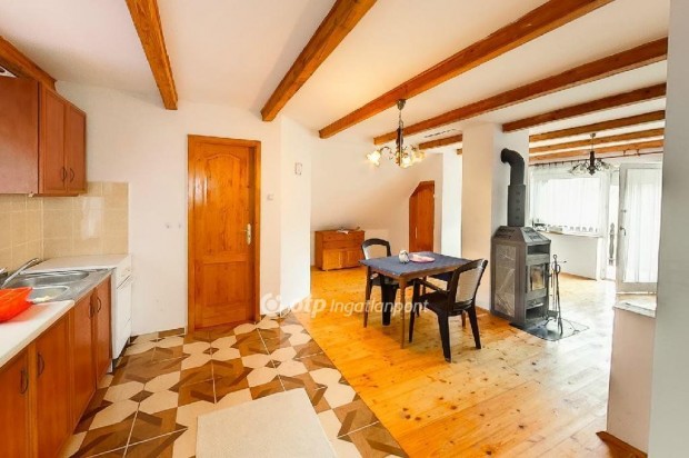 B�kksz�ki elad� 130 nm-es h�z