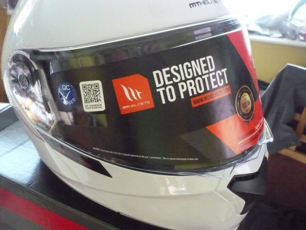 Buk�sisak MT Helmets Genesis SV Solid XXL