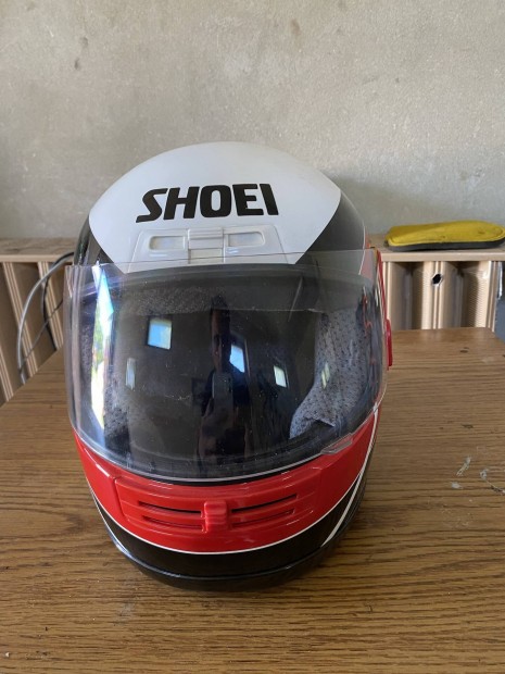 Bukósisak , Shoei , arai