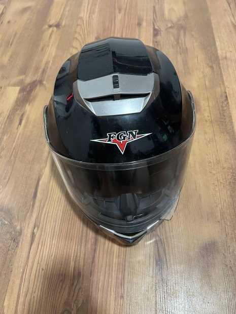 Buk�sisak felhajthat� els�r�sszel