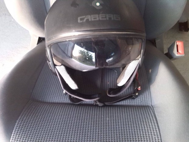 Bukósisak olcsón motor eladása miatt Caberg riniera matt v3 fekete