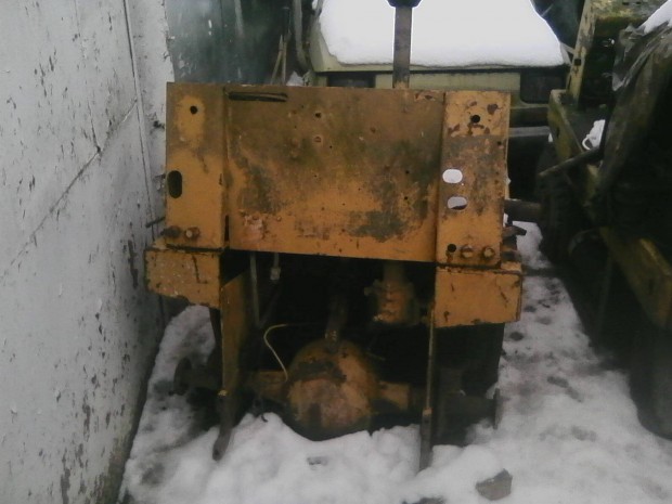 Bulg�r targoc�hoz alkatr�szek elad�