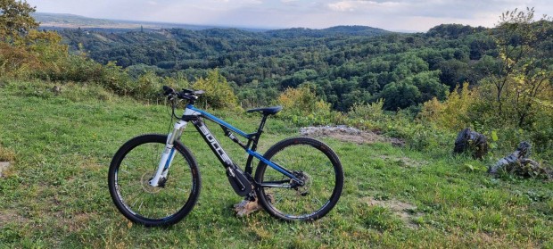 Bulls e-stream FS2 mountain bike, középmotoros Brose rendszer
