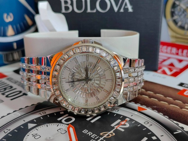 Bulova Phantom Crystal 96A236 frfi karra j 2 v