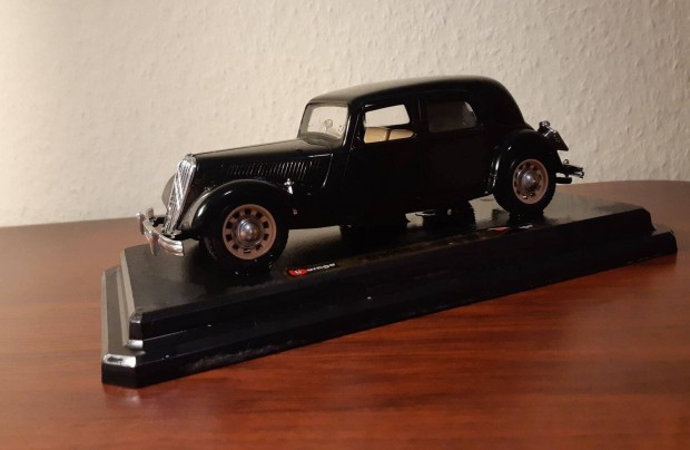 Burago Citroen 1:24