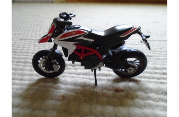 Burago Ducati Motor Modell - fekete-fehr-piros, fm-manyag
