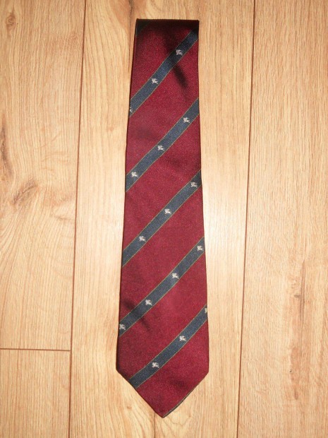 Burberry London selyem nyakkend�