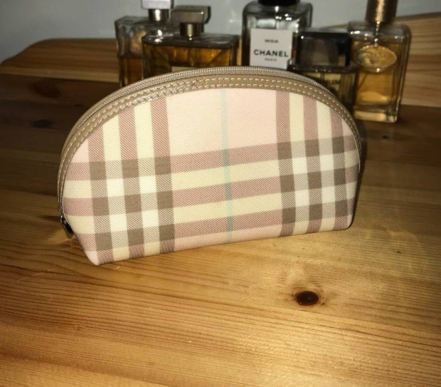 Burberry neszesszer