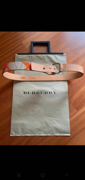 Burberry v 