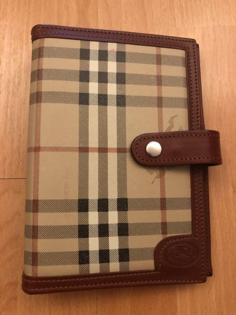 Burberrys kalendárium gyűrűs notesz