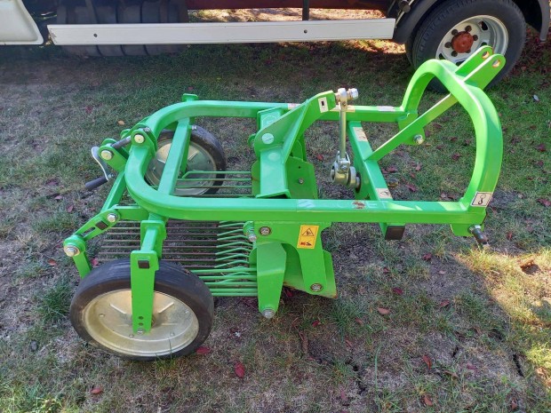 Burgonya kiszedő egysoros