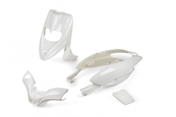 Burkolatk�szlet 5 db. feh�r Gilera Stalker