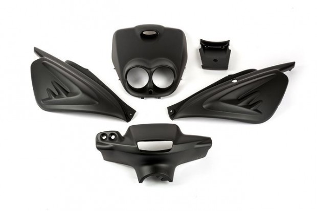 Burkolatkészlet 5 db fekete matt Yamaha Spy