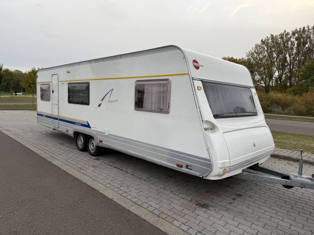 Brstner Ventana 690 lakkocsi,teljes rtk frdszobval 