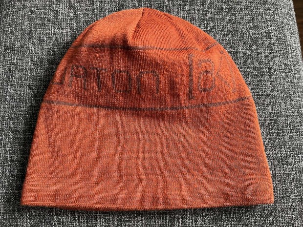 Burton AK Tech Beanie - technikai sapka