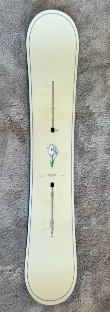Burton Blossom Camber Snowboard 162 cm elad