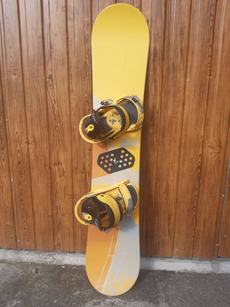 Burton snowboard 141cm