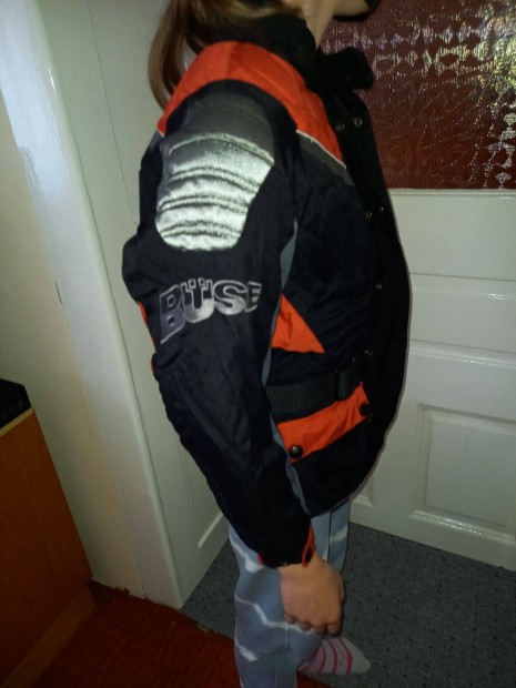 B�se motoros protektoros kab�t