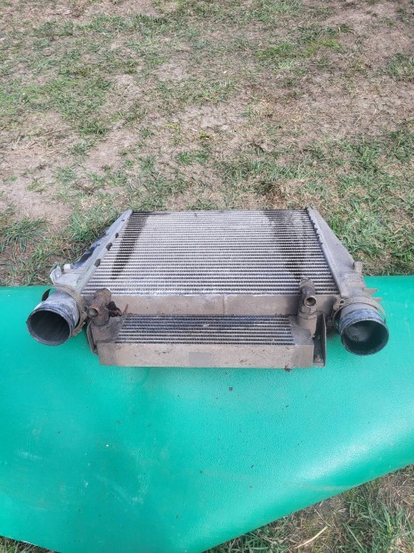 Busz cooler h�t�.