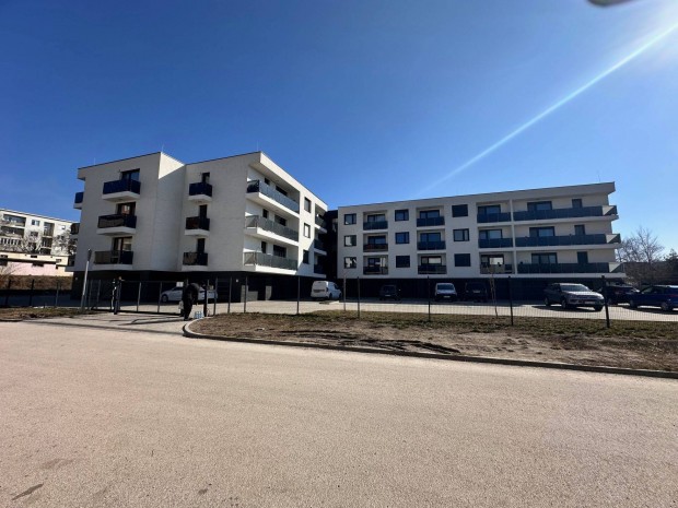 B�torozott exkluz�v lak�parki lak�s elad�!