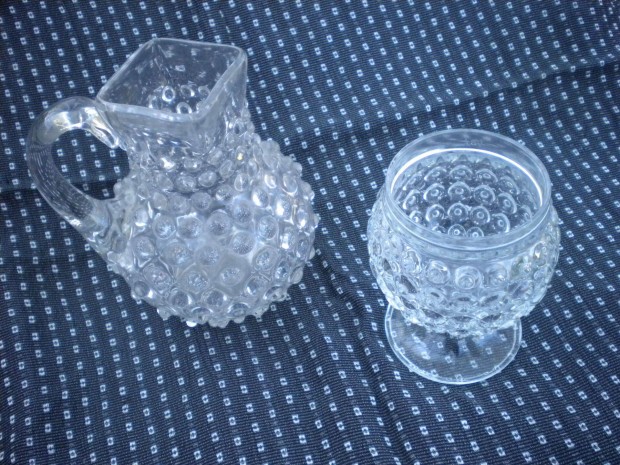 B�tyk�s �veg kancs� keresztel� poh�rral par�di