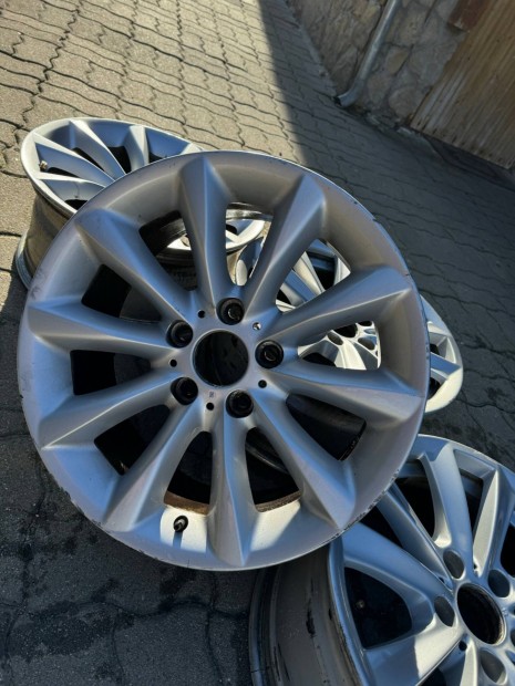 Bwm f10 gyári felni