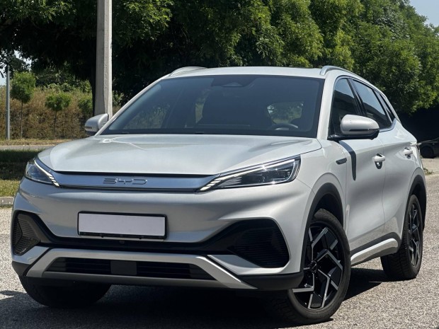 Byd Atto 3 Design 60,4kWh Napfénytető Sávtartó...
