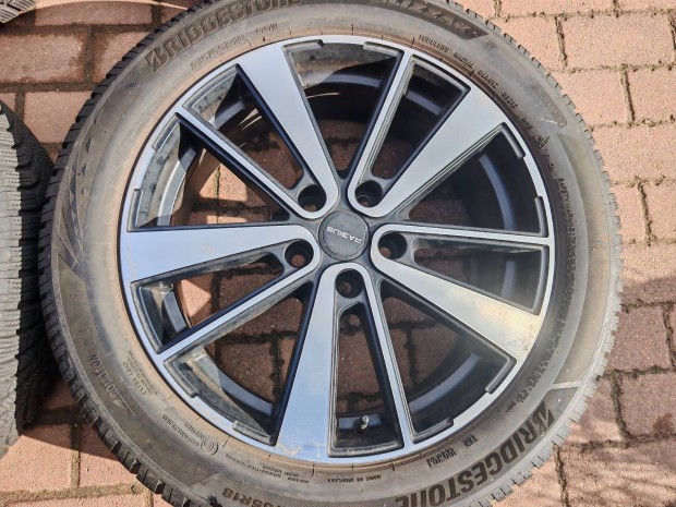 Byd Atto 3 EV 18 col alufelni 215/55r18 téli gumi 2023