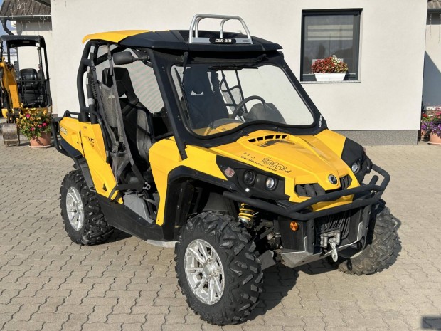 CAN-AM Commander 1000 XT