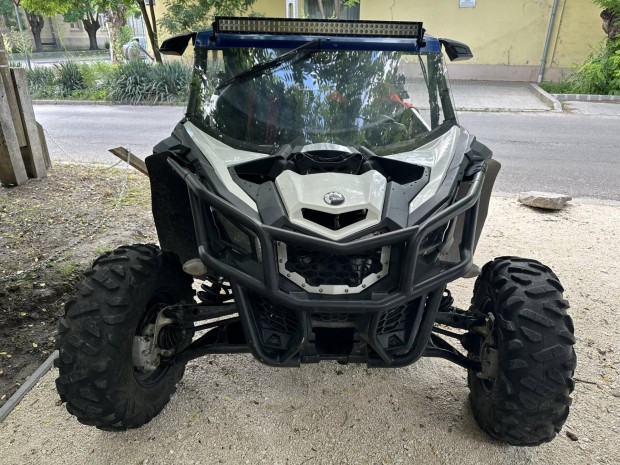 CAN-AM Maverick X3