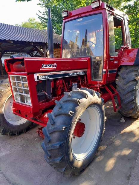 CASE IHC 956 XL traktor, 6 henger, 95 LE